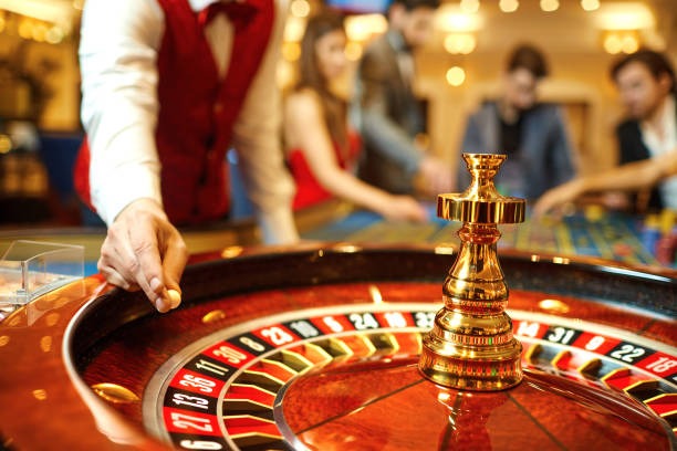 ug344 Free Play slot games interface showing Aviator, Sweet Bonanza, and Fortune Tiger